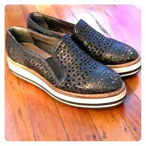 Black platform oxford